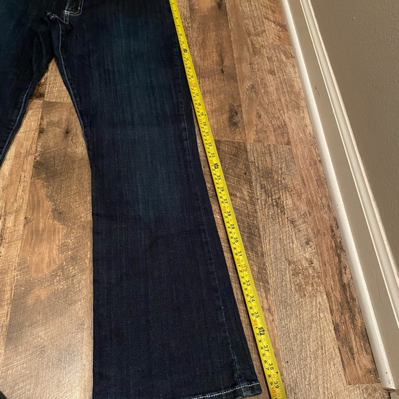 Lee Slender Secrets Embellished lowered on the waist Jeans- - Picture 5 of 12